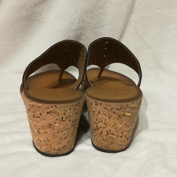 Clarks sandals - Picture 3 of 7